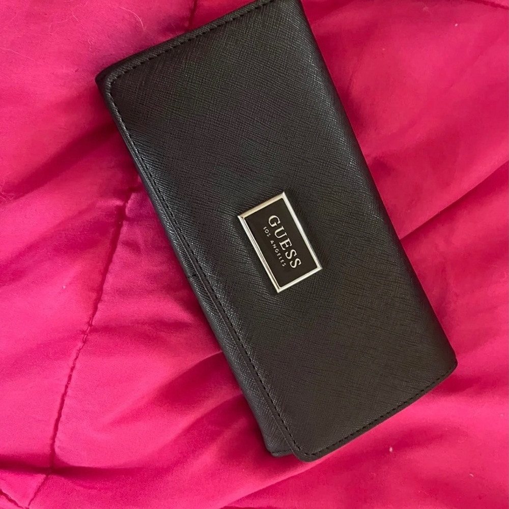 Guess wallet